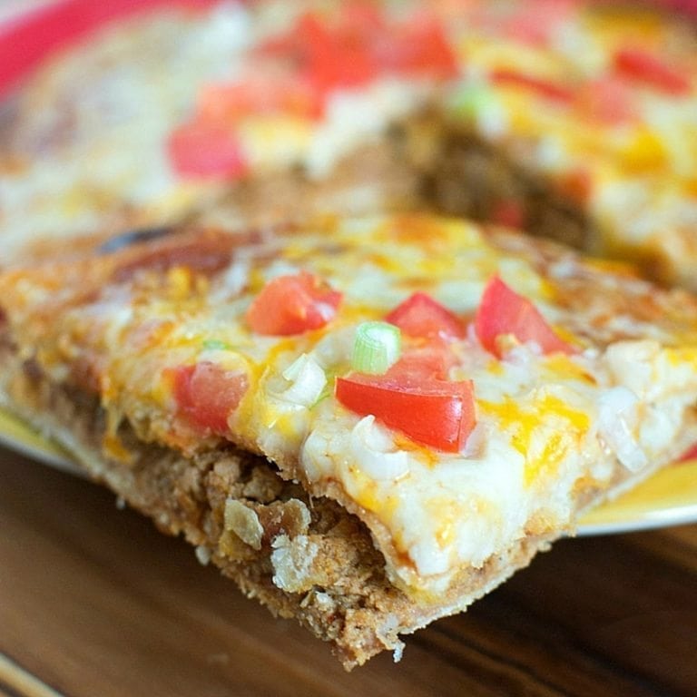 this-is-a-copycat-version-of-the-taco-bell-mexican-pizza-that-is-so