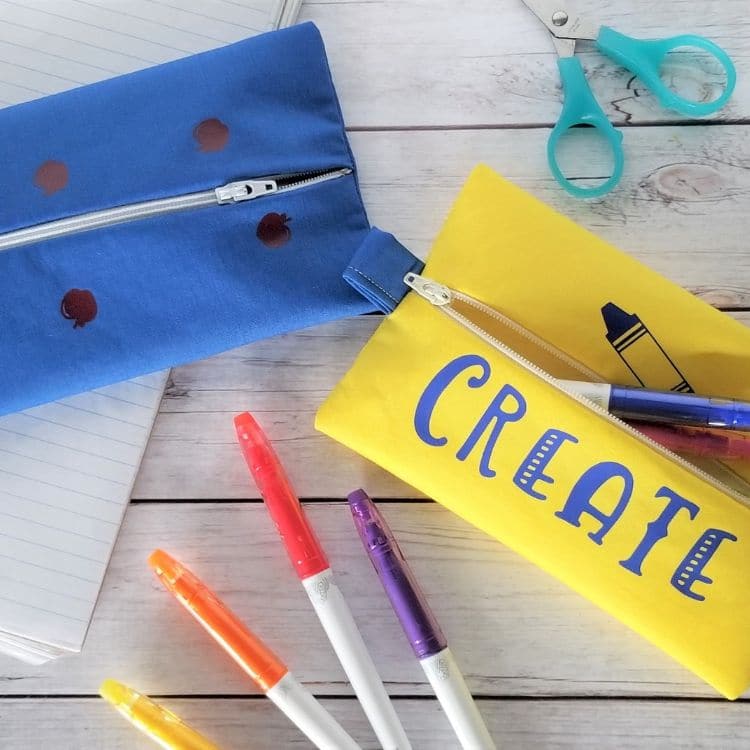 How to Sew a Zipper Pouch + Free SVG Files