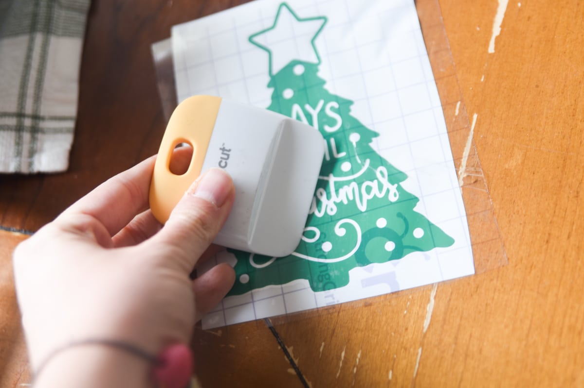 5 Easy Dollar Tree Cricut Christmas Projects 2024 - Clarks Condensed